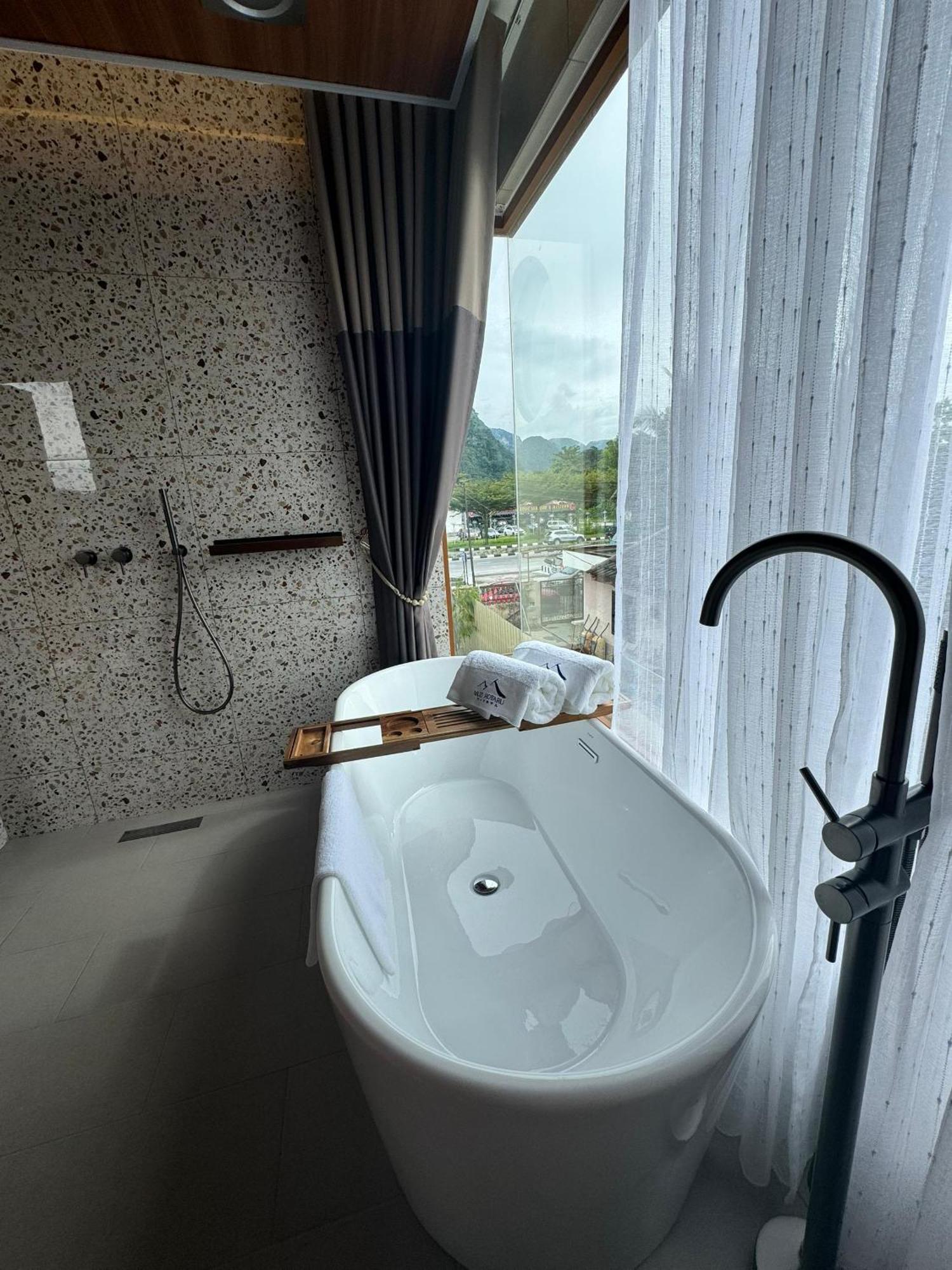 Muzi Boutique Hotel Ίπο Εξωτερικό φωτογραφία