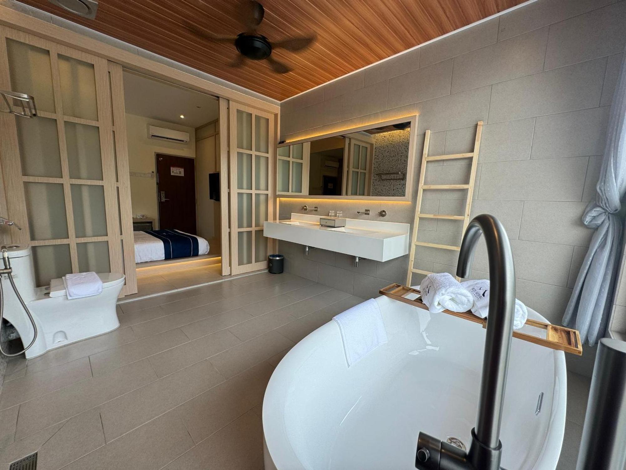 Muzi Boutique Hotel Ίπο Εξωτερικό φωτογραφία
